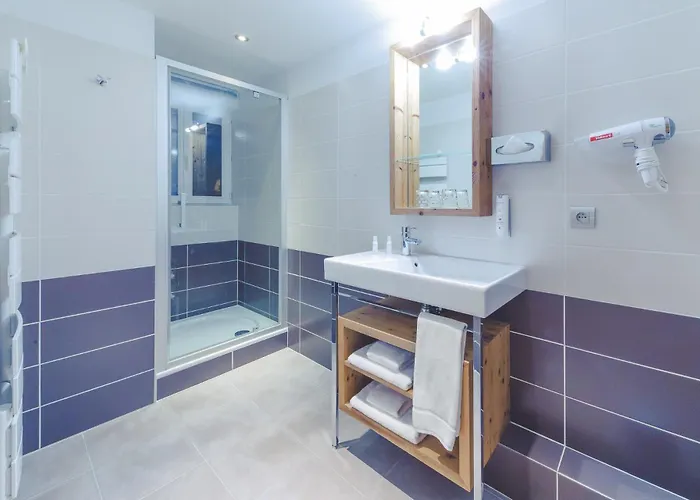 Fleur De Neige Szálloda 3*