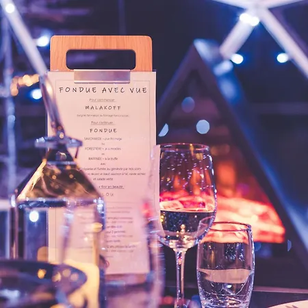 מלון Fleur De Neige 3*