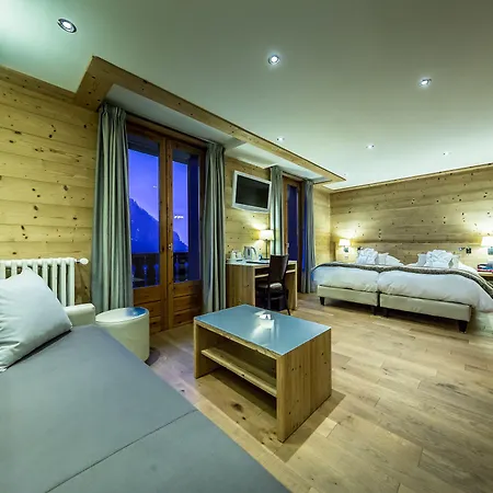 Hotel Fleur De Neige 3*