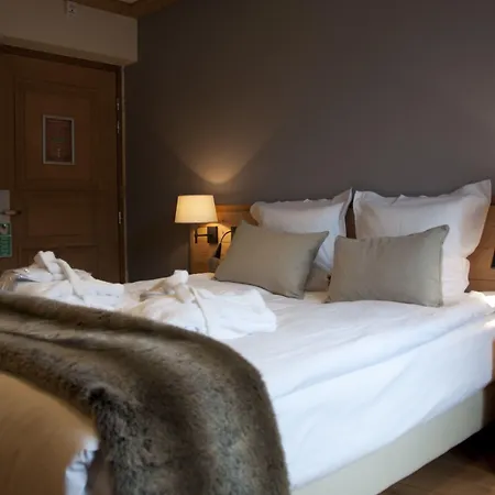 Hotel Fleur De Neige 3*
