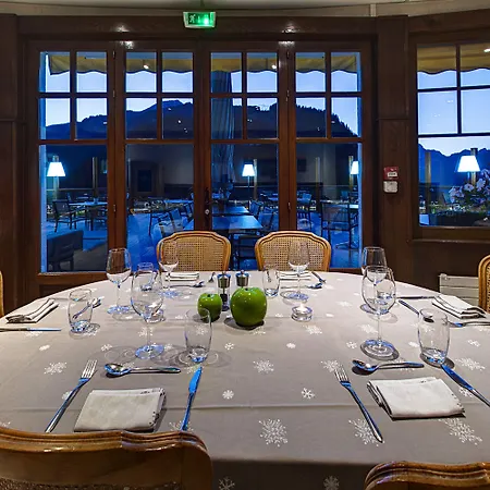 Fleur De Neige Hotel 3*