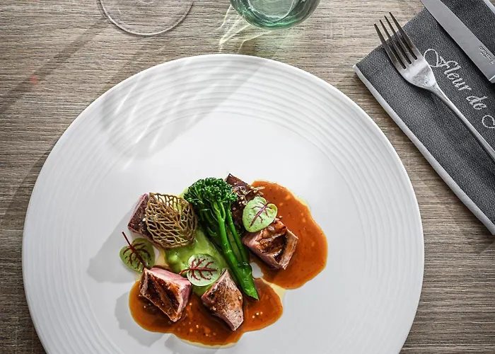 Hotel Fleur De Neige 3*